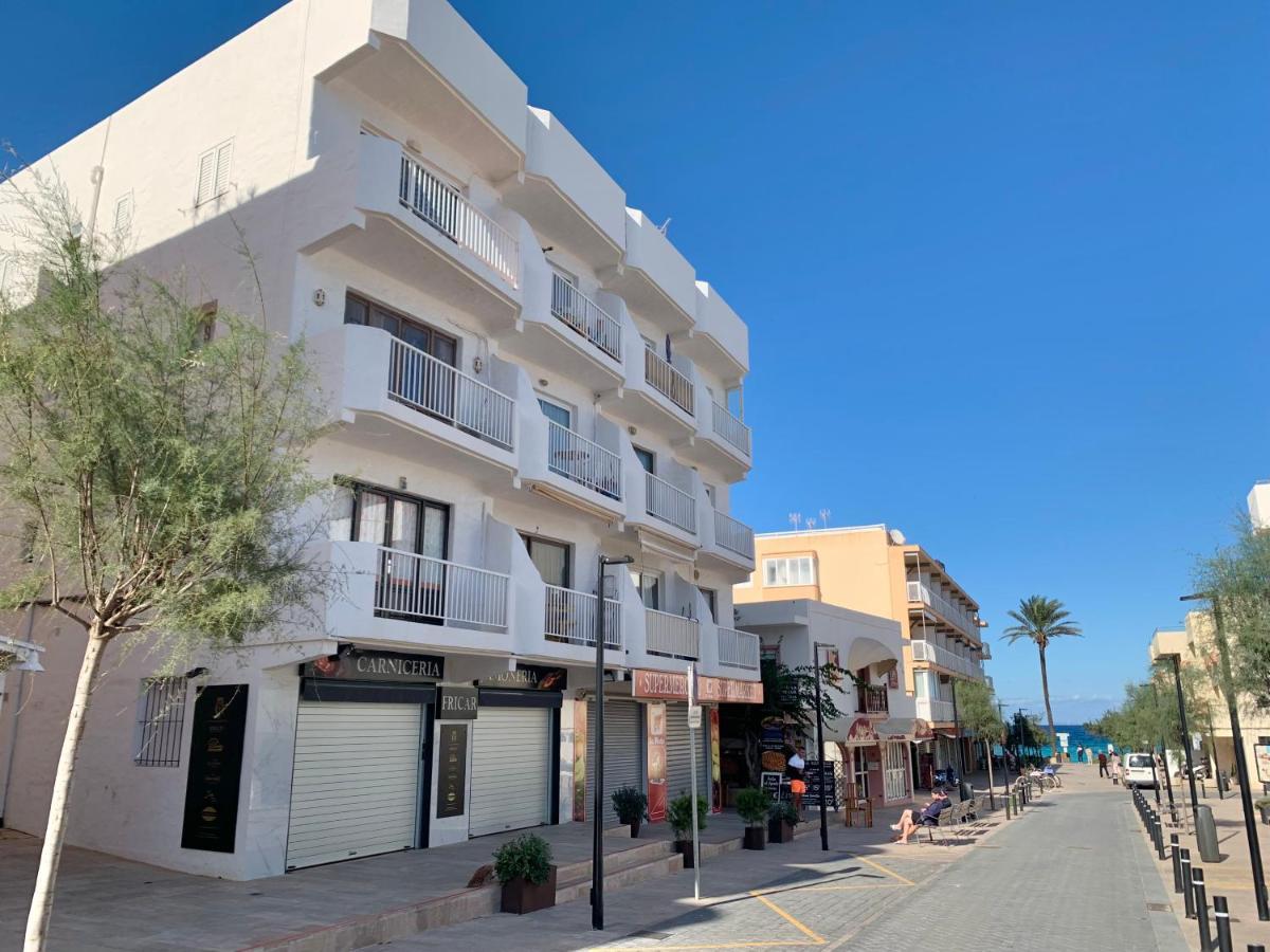 Apt Calmacabana A 50M Dal Mare Appartement Es Pujols Buitenkant foto
